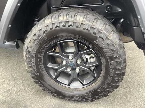 Used 2024 Jeep Wrangler Unlimited AWD/4WD image 6