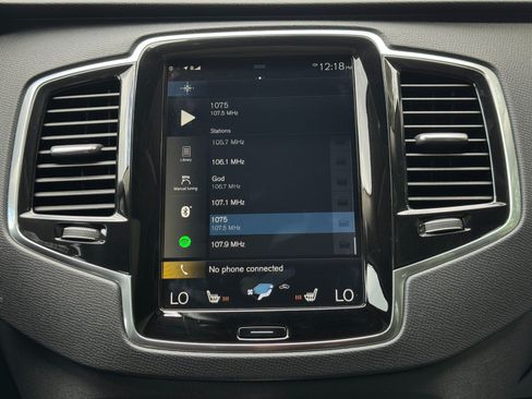 Used 2021 Volvo XC90 T5 Momentum w/ Advanced Package AWD/4WD image 27