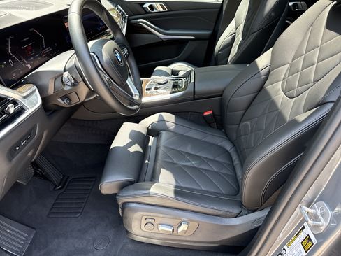 Used 2026 BMW X5 xDrive40i AWD/4WD image 9