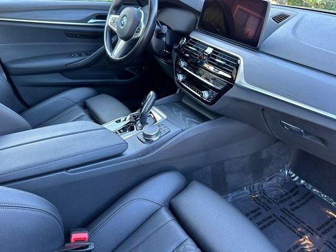 Used 2023 BMW 530e w/ M Sport Package RWD image 16