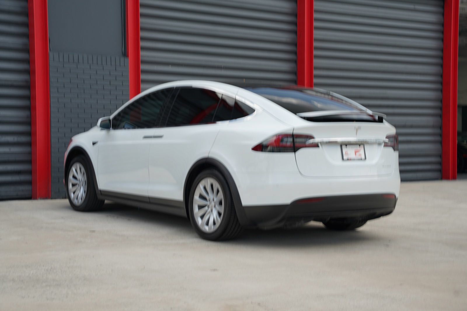 Used 2020 Tesla Model X Long Range AWD/4WD image 13