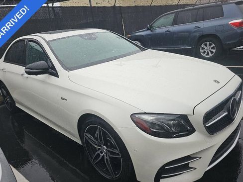 Used 2018 Mercedes-Benz E 43 AMG 4MATIC Sedan image 2