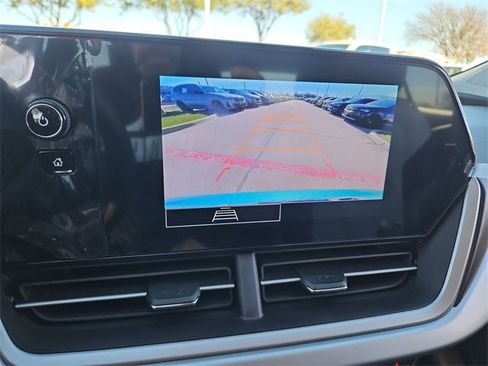 Used 2025 Chevrolet Trax LS w/ Driver Confidence Package image 14