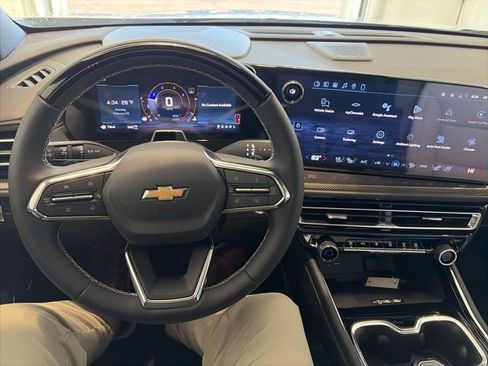 New 2026 Chevrolet Traverse High Country w/ LPO, Floor Liner Package image 20