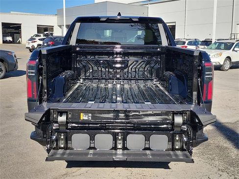 New 2026 GMC Sierra EV Elevation image 9