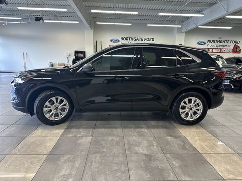 Used 2024 Ford Escape Active w/ Cold Weather Package image 14