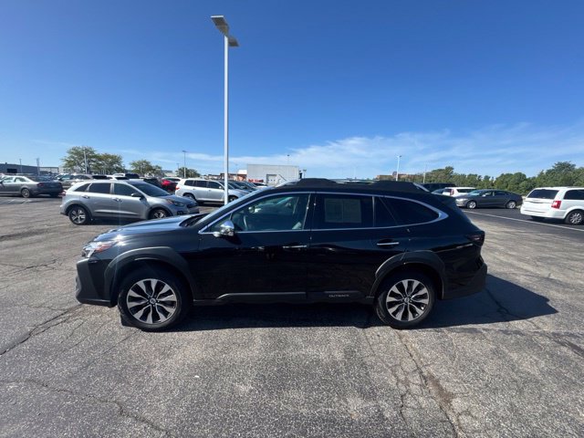 Certified 2025 Subaru Outback Touring AWD/4WD image 4