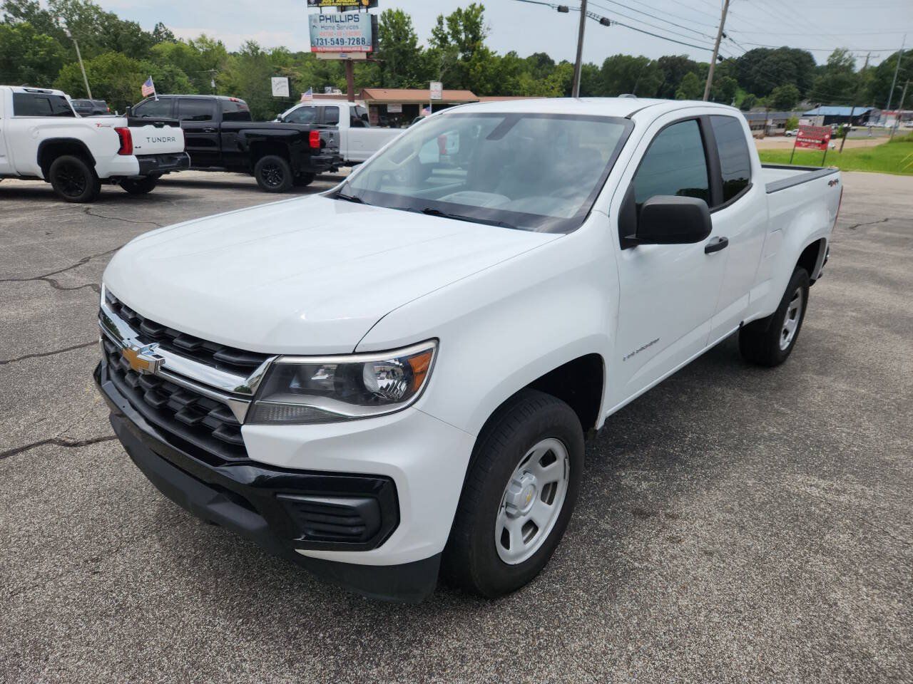 Used 2021 Chevrolet Colorado W/T w/ WT Convenience Package AWD/4WD image 4