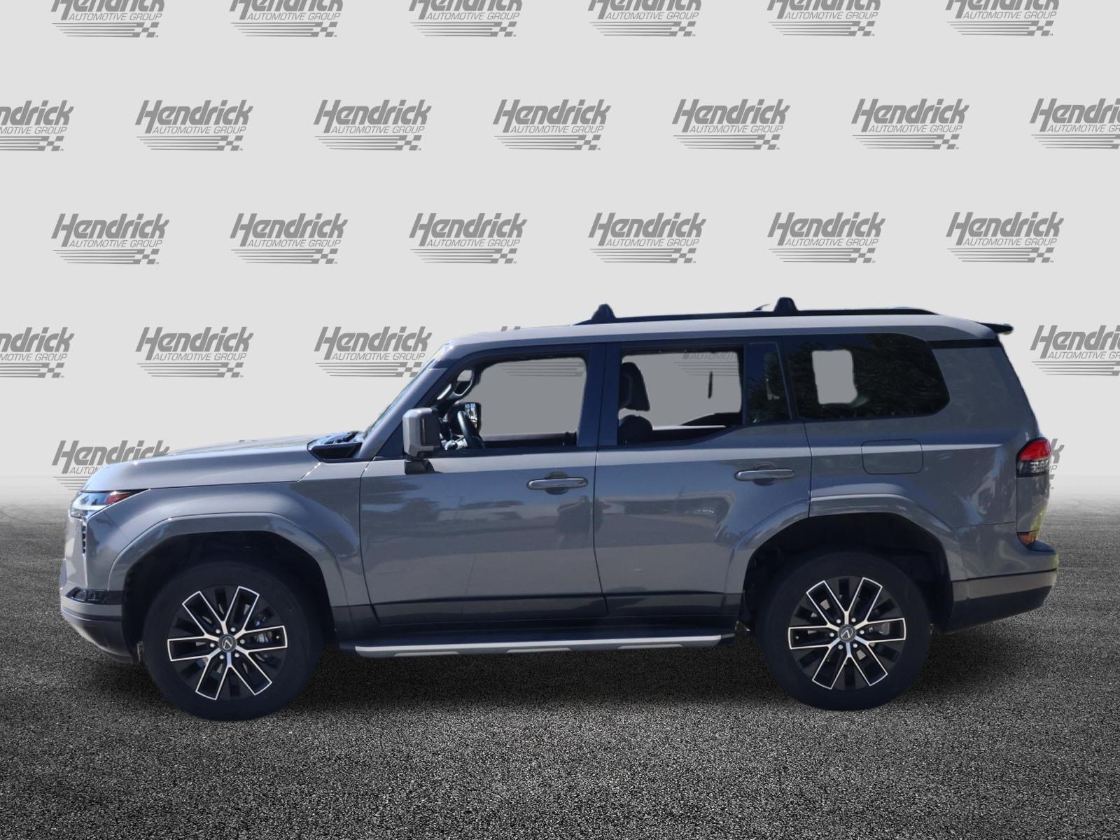 Used 2024 Lexus GX 550 w/ Accessory Package (Z1) AWD/4WD image 6