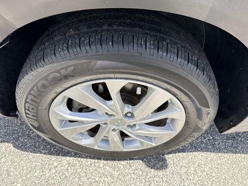 Used 2021 Hyundai Tucson SE FWD image 11