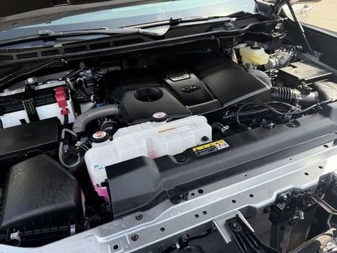 Certified 2026 Toyota Tundra Limited RWD image 28