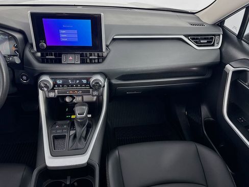Used 2023 Toyota RAV4 XLE Premium image 26