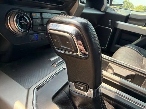 Used 2015 Ford F150 Lariat w/ Equipment Group 501A Mid AWD/4WD image 47