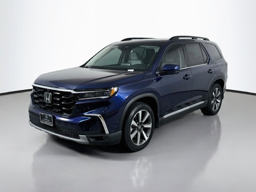 Used 2023 Honda Pilot Elite image 1