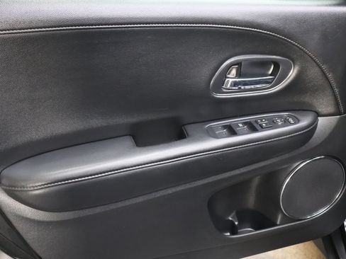 Used 2019 Honda HR-V EX-L image 15