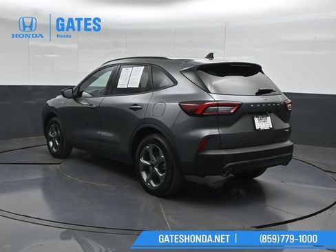 Used 2025 Ford Escape ST-Line AWD/4WD image 8