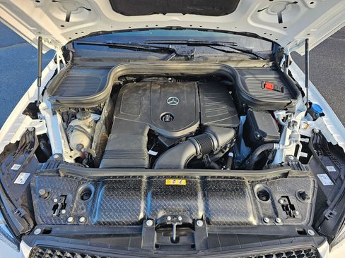 Used 2024 Mercedes-Benz GLE 350 4MATIC image 9