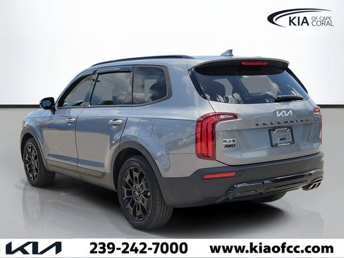Certified 2022 Kia Telluride SX w/ SX Prestige Package AWD/4WD image 4