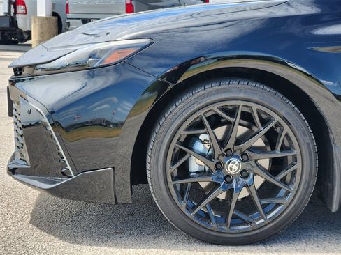 Used 2026 Toyota Camry XSE w/ Premium Plus Package FWD image 9