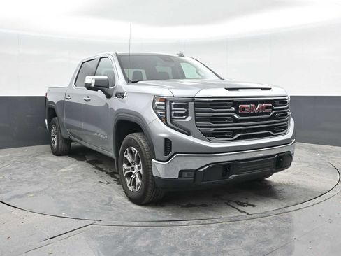 Used 2026 GMC Sierra 1500 SLT AWD/4WD image 7