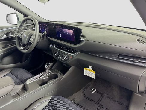 New 2025 Buick Envista Preferred w/ Convenience I Package image 27