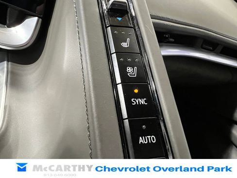 Used 2024 Chevrolet Corvette E-Ray AWD/4WD image 31