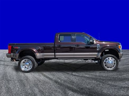 Used 2018 Ford F450 King Ranch w/ King Ranch Ultimate Package image 3