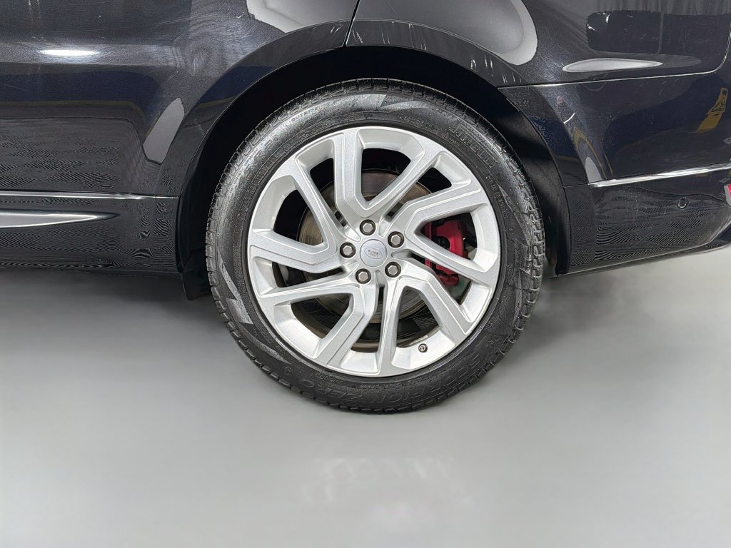Used 2020 Land Rover Range Rover Sport HSE Dynamic AWD/4WD image 33
