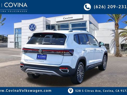 New 2025 Volkswagen Taos SE image 7