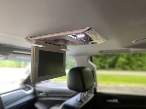 Used 2019 Chevrolet Tahoe Premier image 14