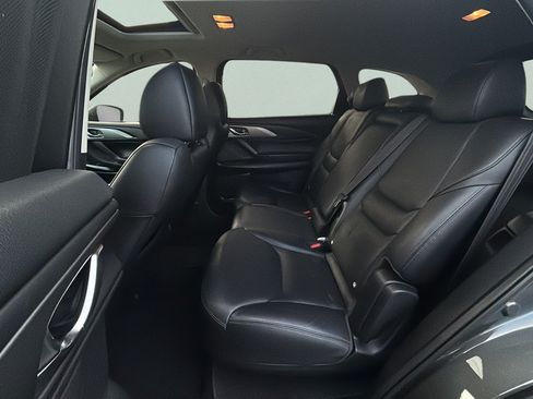Used 2019 MAZDA CX-9 Touring w/ Touring Premium Package FWD image 16