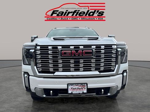Used 2024 GMC Sierra 3500 Denali w/ Denali Reserve Package image 8