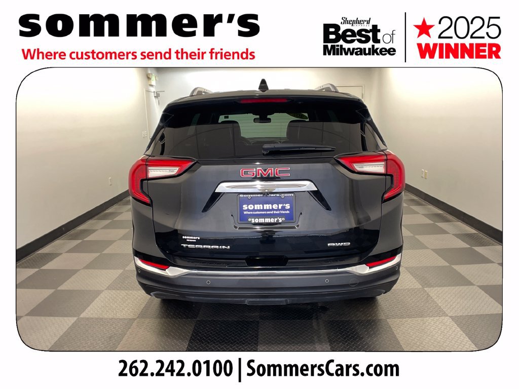 Used 2024 GMC Terrain SLT w/ Tech Package AWD/4WD image 4