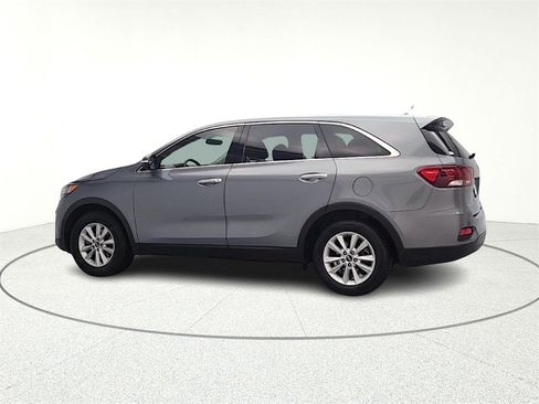 Used 2020 Kia Sorento LX image 5