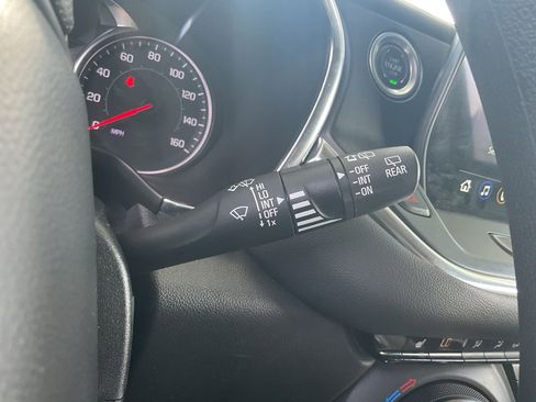 Used 2025 Chevrolet Blazer LT FWD image 29
