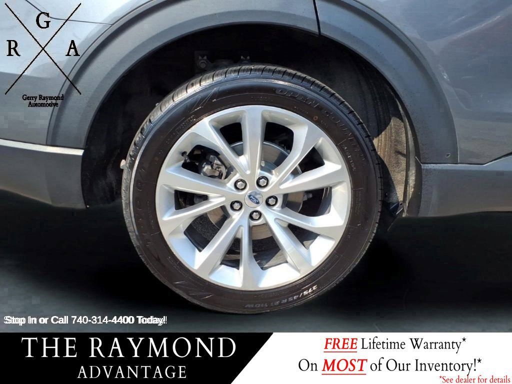 Used 2023 Ford Explorer Platinum w/ Technology Package AWD/4WD image 8