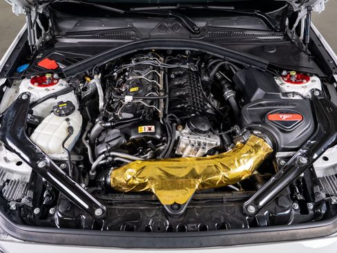 Used 2017 BMW M2 RWD image 36