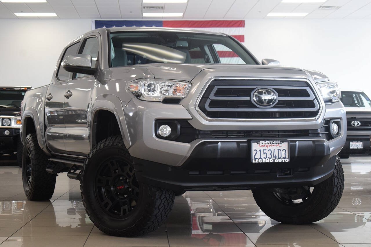 Used 2021 Toyota Tacoma SR5 w/ Technology Package AWD/4WD image 1