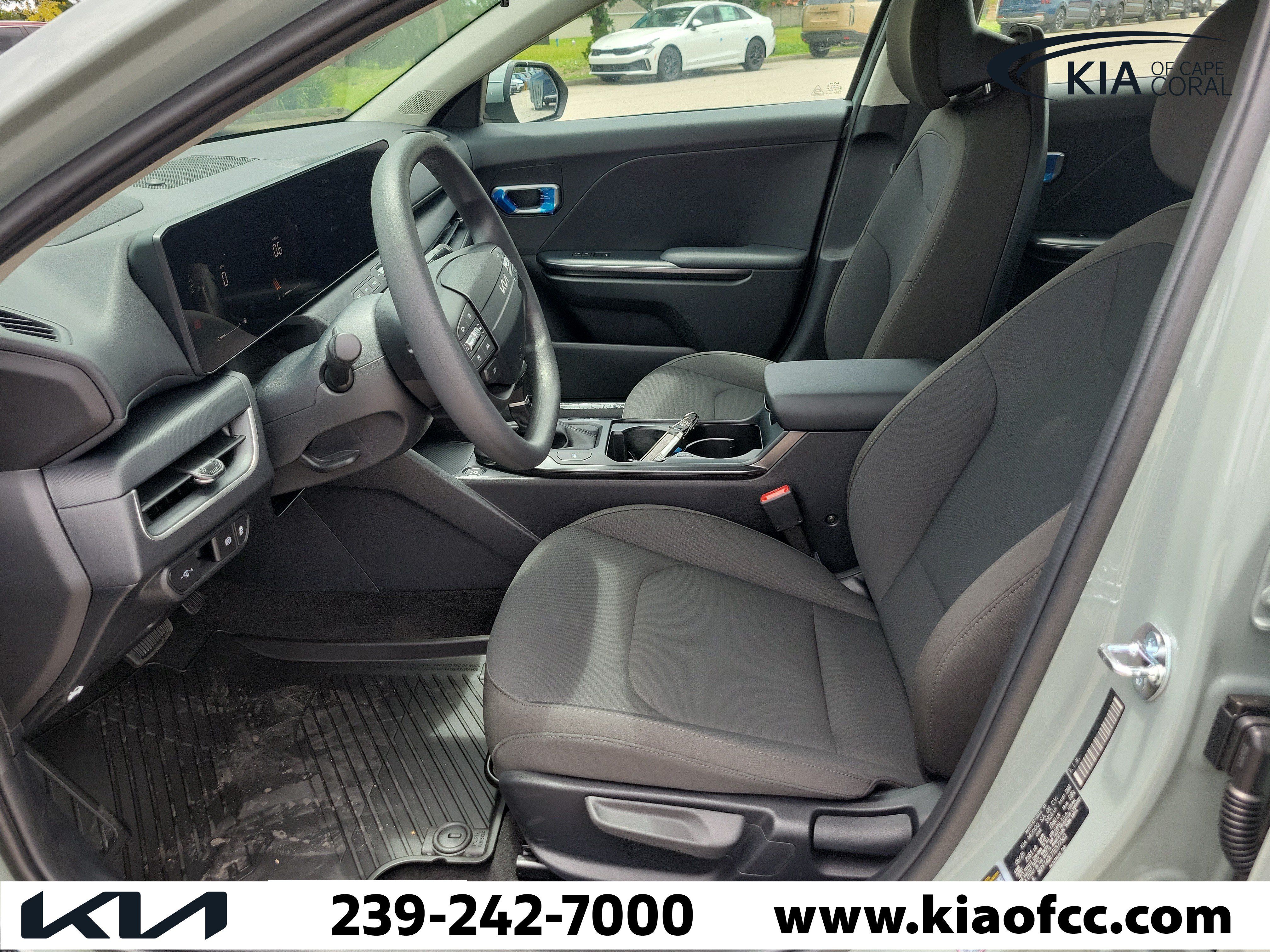 New 2026 Kia K4 FWD image 19