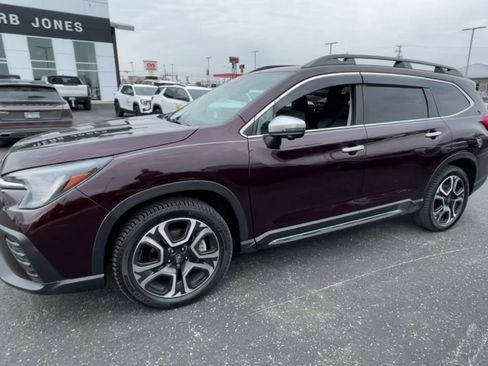Used 2023 Subaru Ascent Touring image 4