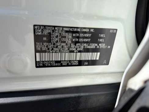 Used 2020 Toyota RAV4 XLE w/ Convenience Package FWD image 35