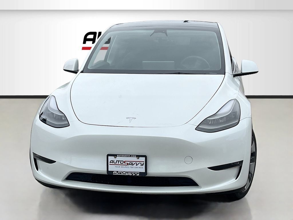 Used 2023 Tesla Model Y Long Range AWD/4WD image 2