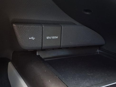 Certified 2024 Toyota Camry LE FWD image 10