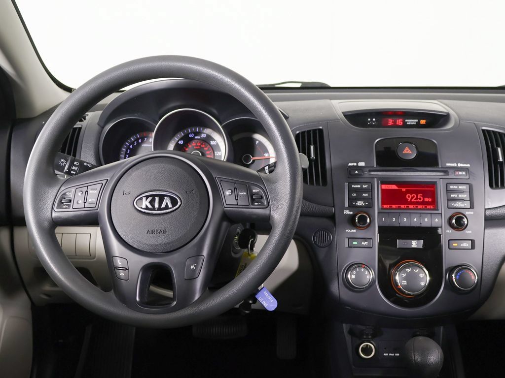 Used 2010 Kia Forte EX FWD image 24