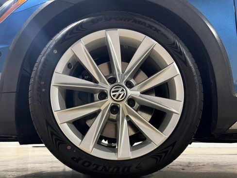 Used 2017 Volkswagen Golf Alltrack SE image 19