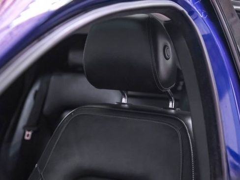 Used 2018 INFINITI QX30 Premium w/ Cargo Package image 29