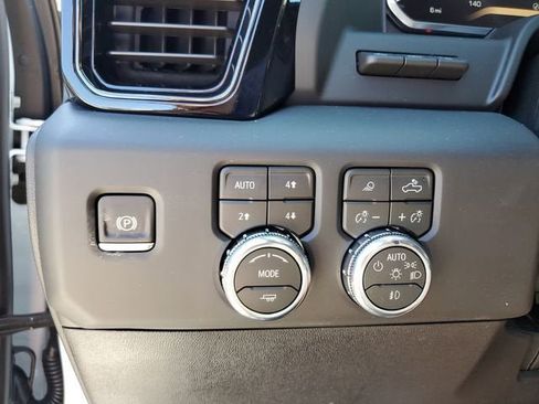 New 2026 GMC Sierra 3500 AT4 image 31