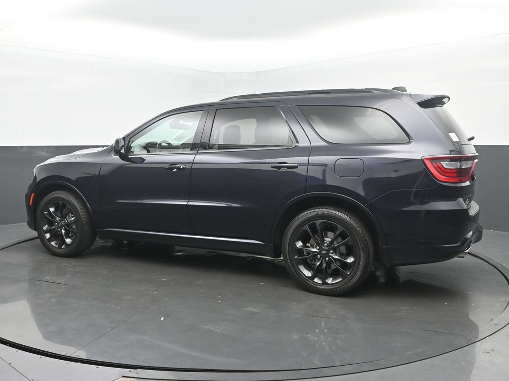 Used 2023 Dodge Durango R/T w/ Blacktop Package AWD/4WD image 3