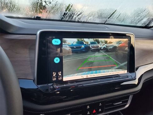 New 2026 Volkswagen Atlas SE image 10