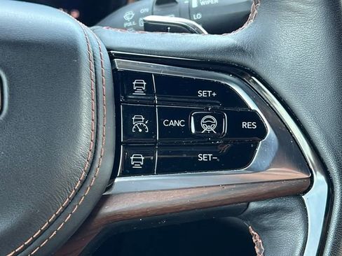 Used 2024 Jeep Grand Cherokee Summit w/ High Altitude Package AWD/4WD image 25
